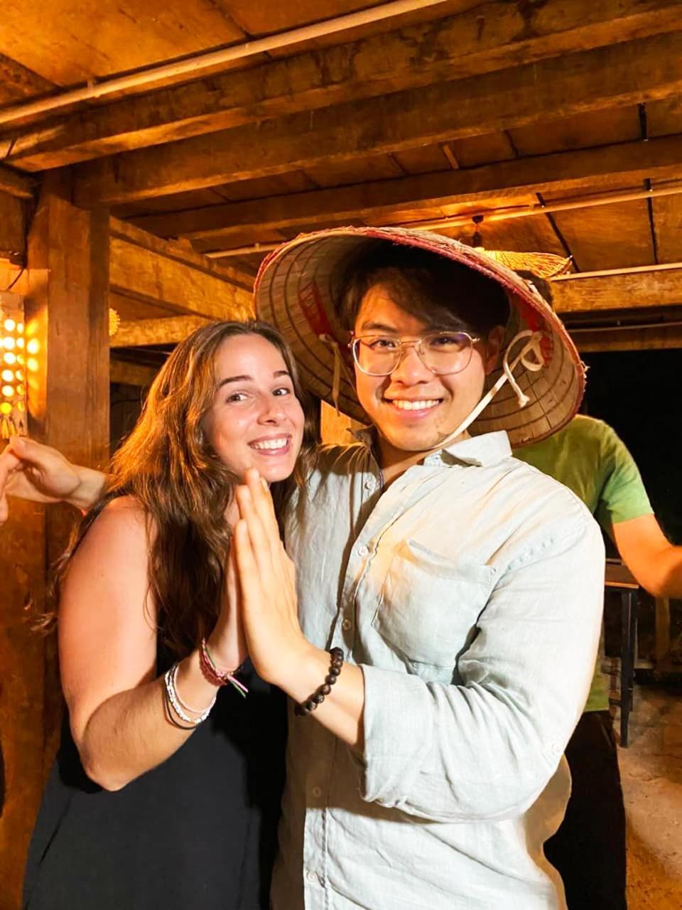 Lazy Cat Homestay - Motorbikes Rental & Tours Ha Giang Esterno foto
